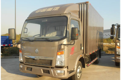HOWO Light Van Truck 3