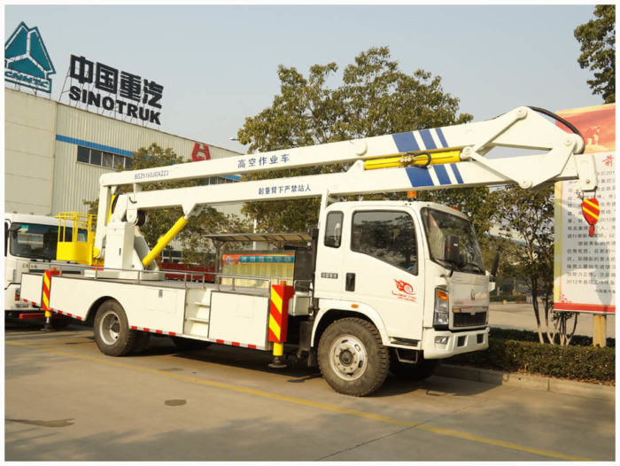 HOWO Overhead Working Truck 3