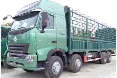 HOWO Stake Cargo Truck 3