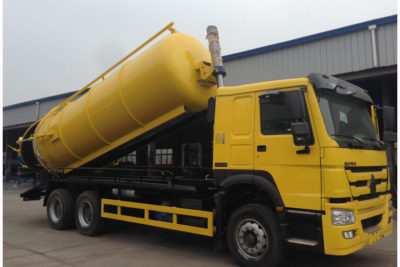 HOWO Suction Sewage Truck 1