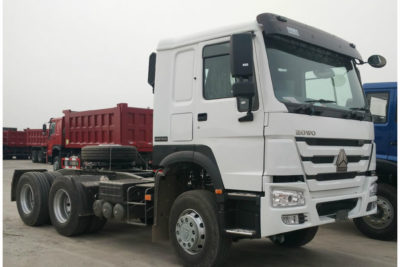 HOWO TRACTOR TRUCK 1